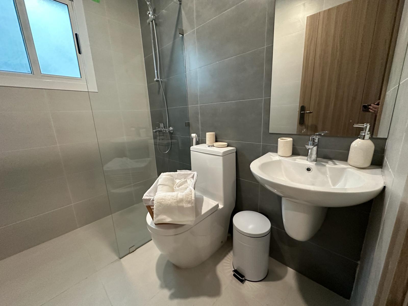 فيلا في جنوسان للبــيع